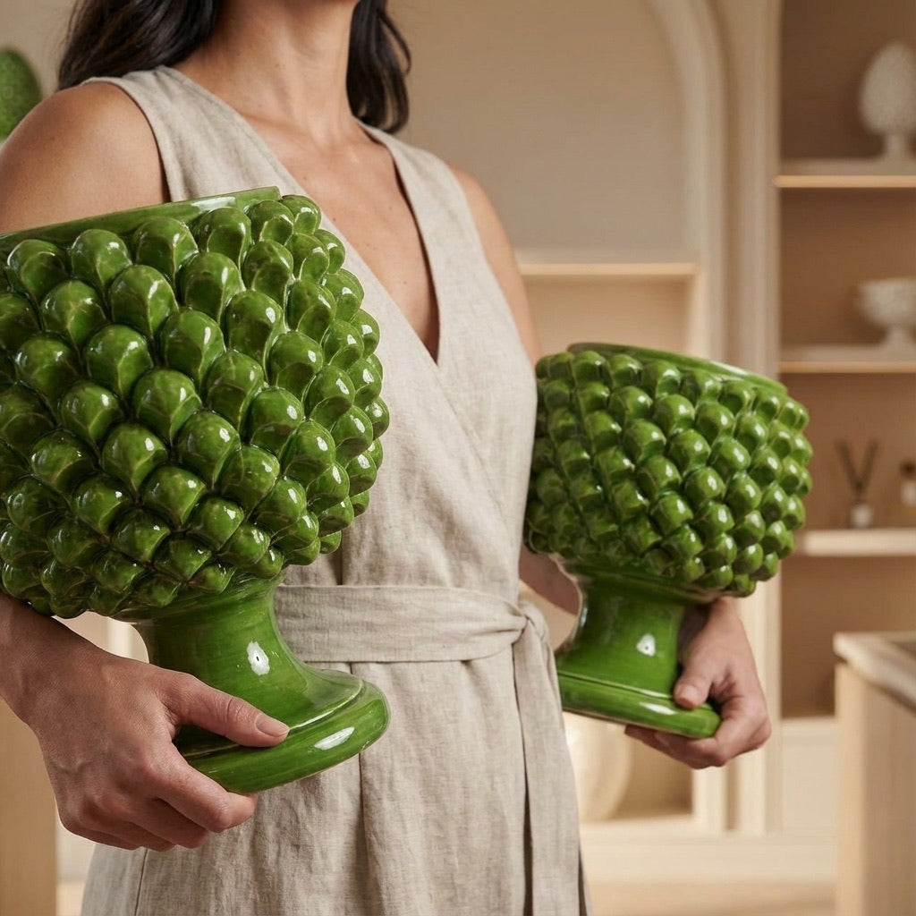 Vaso mezza pigna verde foglia in ceramica di Caltagirone