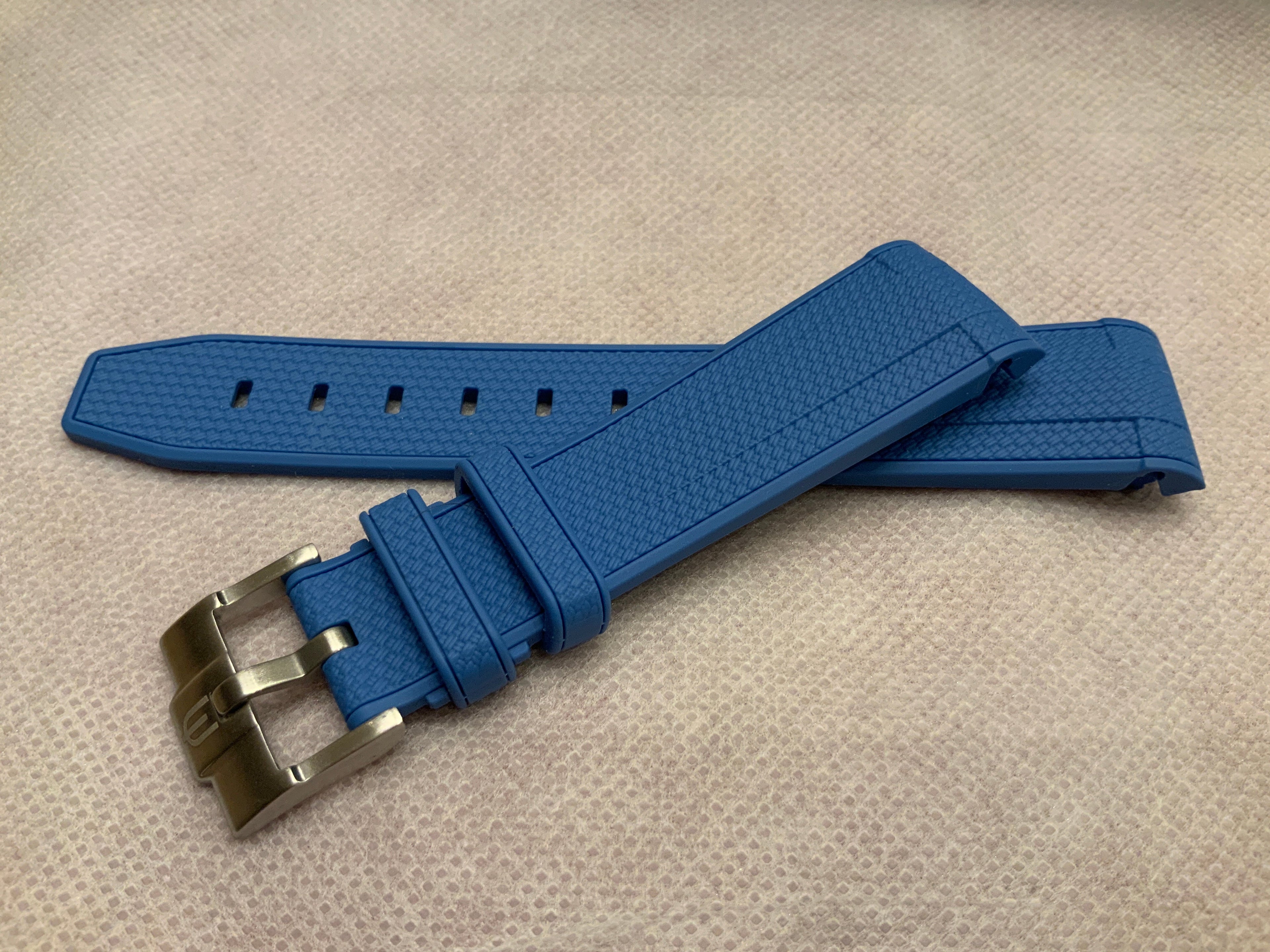 Cinturini silicone avvolgenti CARBON da 20mm per Omega x Swatch